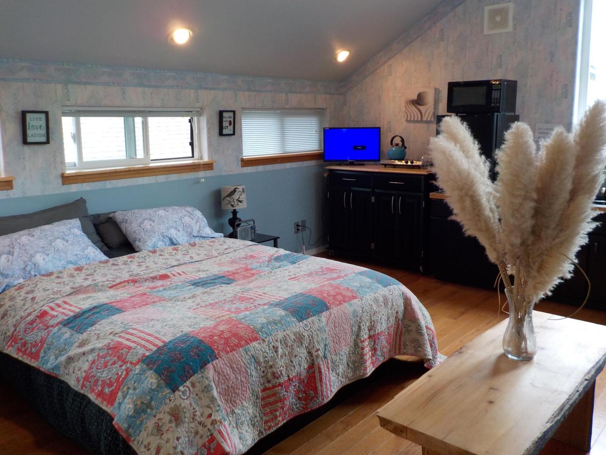 Oceanfront Studio/Loft: Alpacas, Oysters & Kayaks Shelton Eksteriør bilde